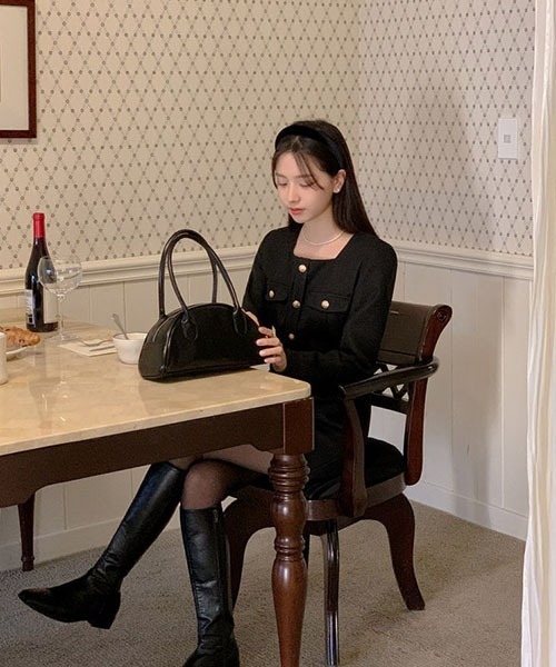 SONA（ソナ）の「SONA ゴールドボタンツイードミニワンピース（ワンピース・レディース・ブラック/ホワイト・FREE）」の3枚目の写真