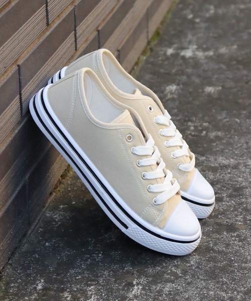 AAA+(サンエープラス)の「オーセンティックローテクスニーカー(スニーカー・メンズ・ベージュ/レッド/ネイビー/ブラック系その他/ブラック/ブラック系その他3/ブラック系その他2/ホワイト系その他/グレー/キナリ/カーキ/イエロー/ピンク/シルバー/ブルー系その他3/レッド系その他/ワイン/ブルー系その他/オレンジ/グレー系その他/ホワイト×ブラック/ホワイト系その他2/グリーン/チェック/ブルー系その他2/ホワイト/ライトブルー/ブラウン・38/40/36/34/42/44/30/28/32/22/26/24)」の13枚目の写真