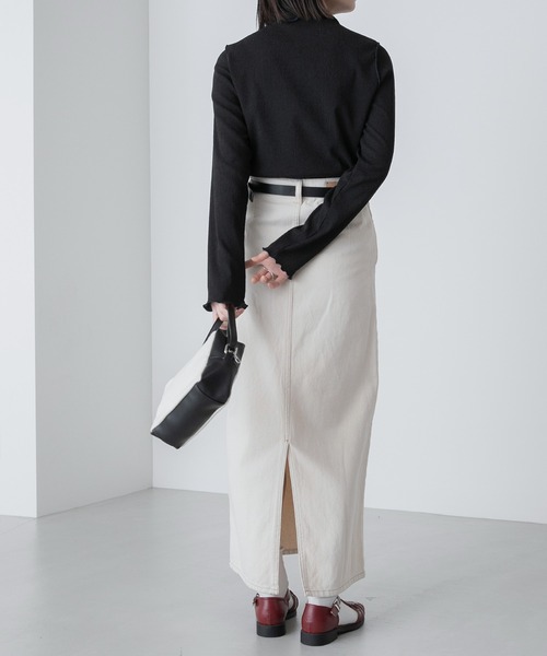 BONLECILL（ボンルシール）の「ハイネック 配色メロー シャーリングプルオーバー/インナー（Tシャツ/カットソー・レディース・ライトブルー/ブラック/オレンジ/ライトグリーン/アイボリー/ネイビー/ピンク/モカ/ブルー/イエロー・FREE）」の15枚目の写真