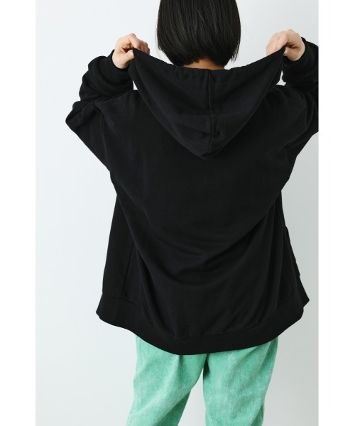 RODEO CROWNS WIDE BOWL（ロデオクラウンズワイドボウル）の「SHARE BIG ジップパーカー（パーカー・レディース・ブラック/グレー×ホワイト/グリーン・FREE）」の5枚目の写真