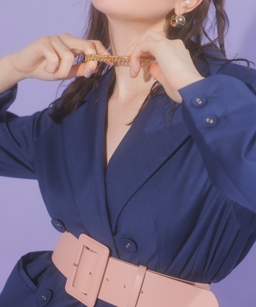 EIMY ISTOIRE（エイミーイストワール）の「スクエアバックルカラーベルト（ベルト・レディース・ホワイト/ブラック/ベージュ/ピンク/シルバー/ブルー/レッド/イエロー・FREE）」の9枚目の写真