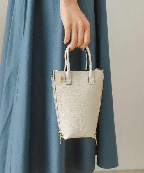 RODE SKO（ロデスコ）の「タテナガミニショルダーバッグ（ショルダーバッグ・レディース・イエロー/モカ/ブラック/ライトブルー/アイボリー・ONE）」の2枚目の写真