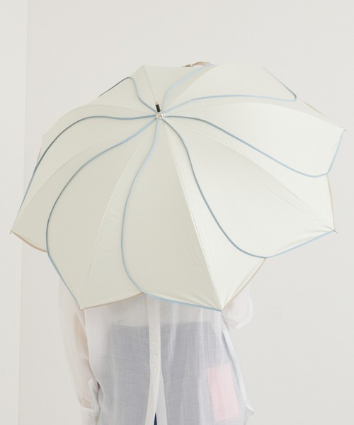 because 【遮光率100％】【晴雨兼用】PUバイカラーパイピングはなびら