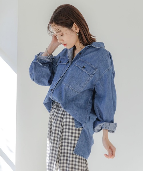 GLOBAL WORK(グローバルワーク)の「GOODデニム羽織りシャツ/172436(シャツ/ブラウス・レディース・ネイビー/ブルー・FREE)」の2枚目の写真