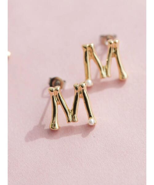 AMERICAN HOLIC(アメリカンホリック)の「ポイントパールイニシャルピアスGD(ピアス(両耳用)・レディース・A/H/K/M/S・FREE)」の4枚目の写真