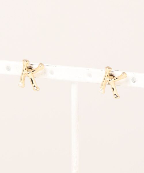 AMERICAN HOLIC(アメリカンホリック)の「ポイントパールイニシャルピアスGD(ピアス(両耳用)・レディース・A/H/K/M/S・FREE)」の8枚目の写真