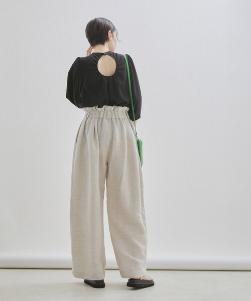 【WEB・一部店舗限定】【洗える】バックオープンパフスリーブブラウス