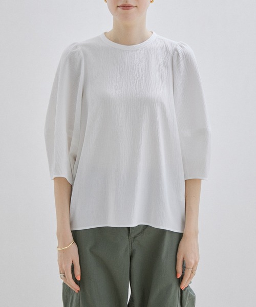 【WEB・一部店舗限定】【洗える】バックオープンパフスリーブブラウス