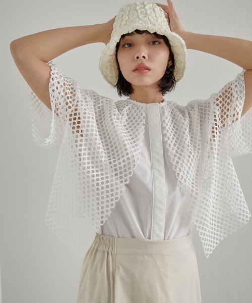 ear PAPILLONNER（イアパピヨネ）の「メッシュノースリーブ