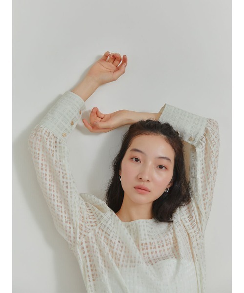Ayla(アイラ)の「cross check sheer blouse(シャツ/ブラウス・レディース・ブラック/ライトグリーン/アイボリー・FREE)」の8枚目の写真