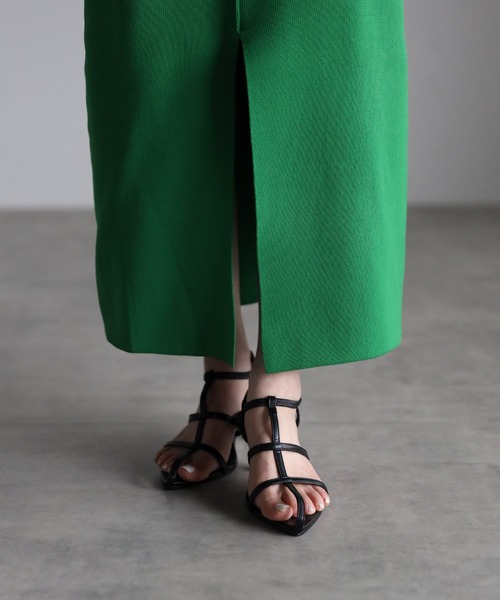 Bonjour Sagan（ボンジュールサガン）の「ポインテッドトゥTストラップローヒールサンダル（サンダル・レディース・ブラック/オフホワイト/ベージュ・L/M/S）」の14枚目の写真