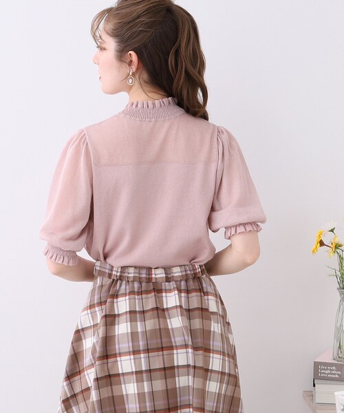 couture brooch（クチュールブローチ）の「◆【肌見せし過ぎない、大人のシアーニット。】LEVITA シャーリングシアートップス（ニット/セーター・レディース・ピンク系/オフホワイト/グレー/ブラック・38/42）」の14枚目の写真