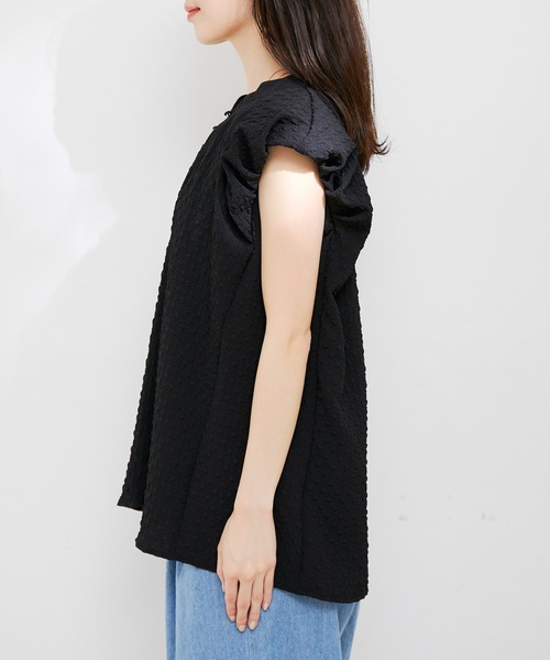 VIS（ビス）の「【洗える】ぽこぽこバルーンスリーブブラウス（シャツ/ブラウス・レディース・オフホワイト/ブラック系その他/ブルー系その他4/ブラック・FREE）」の7枚目の写真