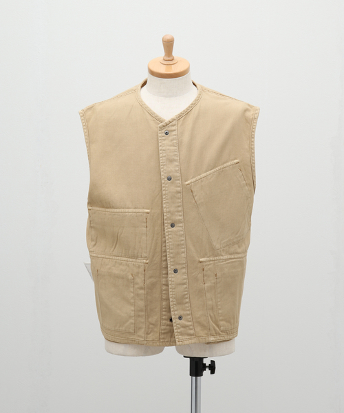 JOURNAL STANDARD J.S HOMESTEAD(ジャーナルスタンダードホームステッド)の「【J.S.Homestead】FATIGUE VEST(ミリタリージャケット・メンズ・ブラック/ベージュ・FREE)」の7枚目の写真