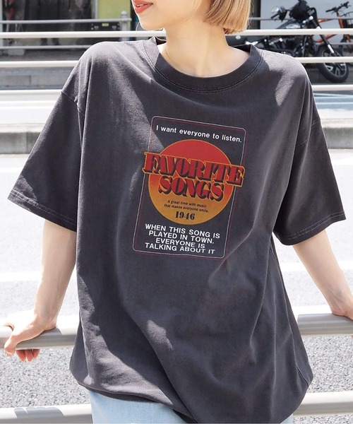 tiptop(ティップトップ)の「アソートピグメントBIGTシャツ(Tシャツ/カットソー・レディース・オフホワイト/ブラック系その他/ブルー/オレンジ/ホワイト系その他/ネイビー系/ブラック系その他3/ブラック系その他2・FREE)」の4枚目の写真