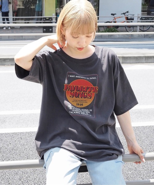tiptop(ティップトップ)の「アソートピグメントBIGTシャツ(Tシャツ/カットソー・レディース・オフホワイト/ブラック系その他/ブルー/オレンジ/ホワイト系その他/ネイビー系/ブラック系その他3/ブラック系その他2・FREE)」の9枚目の写真