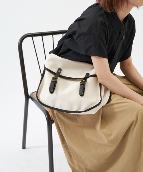 EDIT Gris（エディットグリ）の「【ユニセックス】キャンバスポストマンショルダーバッグ（ショルダーバッグ・レディース・ホワイト/ブラック・FREE）」の14枚目の写真