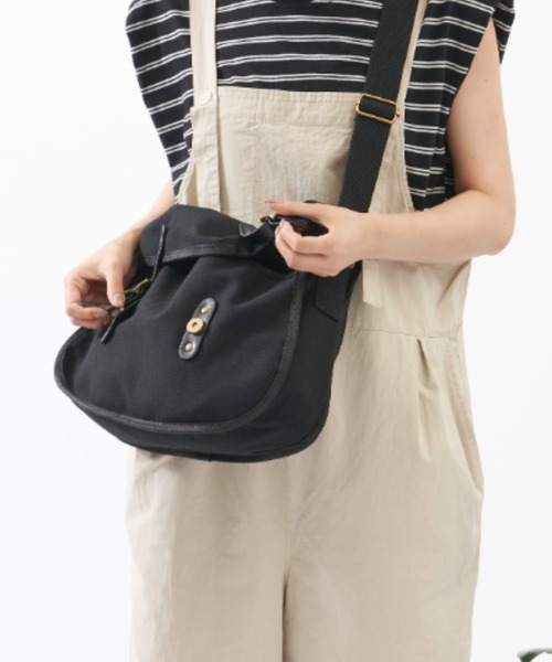 EDIT Gris（エディットグリ）の「【ユニセックス】キャンバスポストマンショルダーバッグ（ショルダーバッグ・レディース・ホワイト/ブラック・FREE）」の19枚目の写真