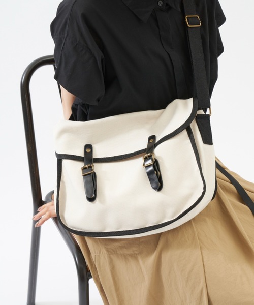 EDIT Gris（エディットグリ）の「【ユニセックス】キャンバスポストマンショルダーバッグ（ショルダーバッグ・レディース・ホワイト/ブラック・FREE）」の20枚目の写真