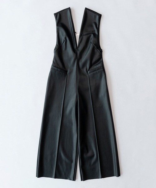 PRANK PROJECT（プランクプロジェクト）の「Vネックヴィーガンレザーオールインワン / V Neck Vegan Leather Jumpsuit（つなぎ/オールインワン・レディース・ブラック・FREE）」の6枚目の写真