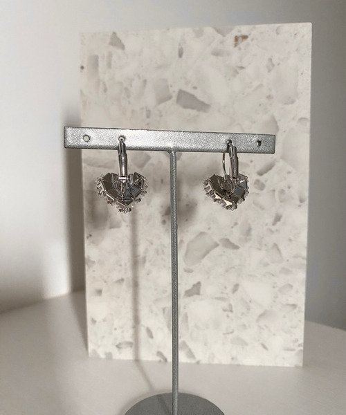 JuetraLis(ジェトラリス)の「【JuetraLis/ジェトラリス】ハートジュエルピアス(ピアス(両耳用)・レディース・シルバー/ゴールド・FREE)」の3枚目の写真