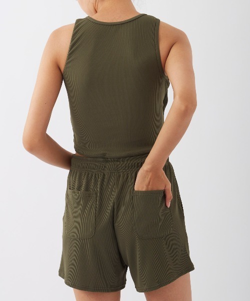 Ocean Pacific（オーシャンパシフィック）の「【OP:オーピー】レディースラッシュガード付き水着4点セット タンキニ リブ素材 ビキニ カップインキャミ 体型カバー 水陸両用　ヨガウェア ピラティス トレーニングウェア（水着・レディース・ブラック/カーキ/ブラウン/ブルー/アイボリー・MEDIUM/X-LARGE/LARGE）」の17枚目の写真