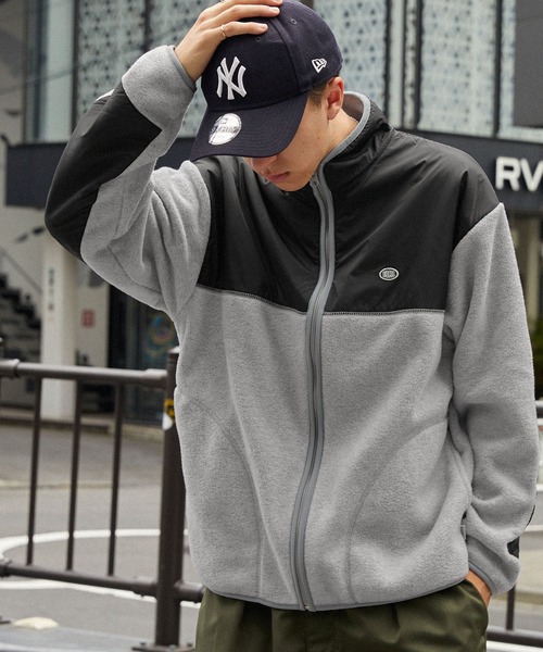 DISCUS ATHLETIC（ディスカス　アスレチック）の「DISCUS ATHLETIC/ディスカス アスレチック ロゴワッペン 配色 フリースフルジップブルゾン（ブルゾン・メンズ・ブラック/ブルー/オートミール・L/XL/M）」の11枚目の写真