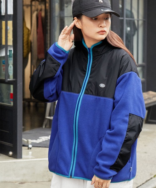 DISCUS ATHLETIC（ディスカス　アスレチック）の「DISCUS ATHLETIC/ディスカス アスレチック ロゴワッペン 配色 フリースフルジップブルゾン（ブルゾン・メンズ・ブラック/ブルー/オートミール・L/XL/M）」の18枚目の写真