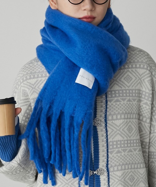 BONLECILL(ボンルシール)の「シャギーボリュームマフラー(マフラー・レディース・ブラック/クリーム/グレー/イエロー/ブルー/ピンク/グリーン・FREE)」の5枚目の写真