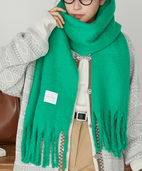 BONLECILL(ボンルシール)の「シャギーボリュームマフラー(マフラー・レディース・ブラック/クリーム/グレー/イエロー/ブルー/ピンク/グリーン・FREE)」の4枚目の写真