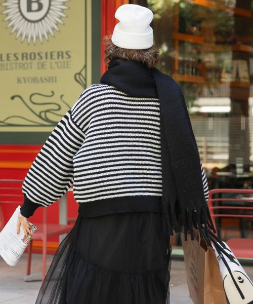 BONLECILL(ボンルシール)の「シャギーボリュームマフラー(マフラー・レディース・ブラック/クリーム/グレー/イエロー/ブルー/ピンク/グリーン・FREE)」の11枚目の写真