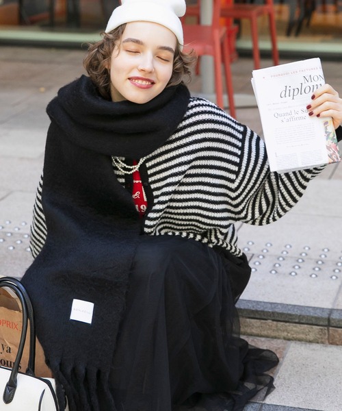 BONLECILL(ボンルシール)の「シャギーボリュームマフラー(マフラー・レディース・ブラック/クリーム/グレー/イエロー/ブルー/ピンク/グリーン・FREE)」の12枚目の写真