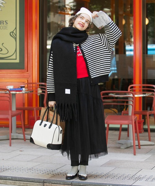 BONLECILL(ボンルシール)の「シャギーボリュームマフラー(マフラー・レディース・ブラック/クリーム/グレー/イエロー/ブルー/ピンク/グリーン・FREE)」の13枚目の写真