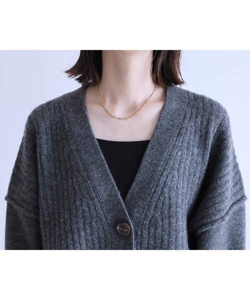 reca（レカ）の「長袖Vネックニットカーディガン（カーディガン/ボレロ・レディース・チャコールグレー/グレイッシュベージュ/グレー系その他/パープル・FREE）」の12枚目の写真