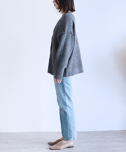 reca（レカ）の「長袖Vネックニットカーディガン（カーディガン/ボレロ・レディース・チャコールグレー/グレイッシュベージュ/グレー系その他/パープル・FREE）」の9枚目の写真