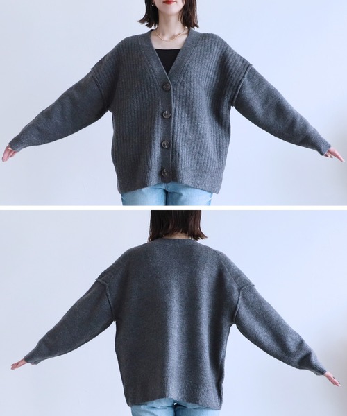 reca（レカ）の「長袖Vネックニットカーディガン（カーディガン/ボレロ・レディース・チャコールグレー/グレイッシュベージュ/グレー系その他/パープル・FREE）」の11枚目の写真