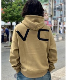 24時間限定タイムセール 新品未着用】RVCA アイボリー/ダークグリーン パーカー ウェア
