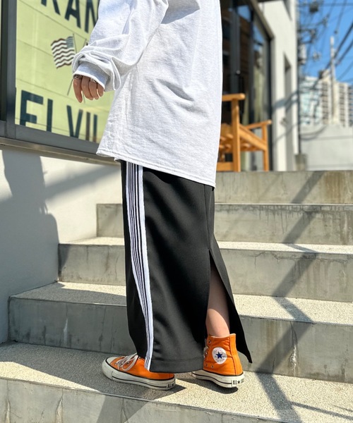 mi via loca（ミヴィアロカ）の「サイドラインジャージタイトスカート（スカート・レディース・パープル/ブラック/ネイビー/グレー・FREE）」の11枚目の写真