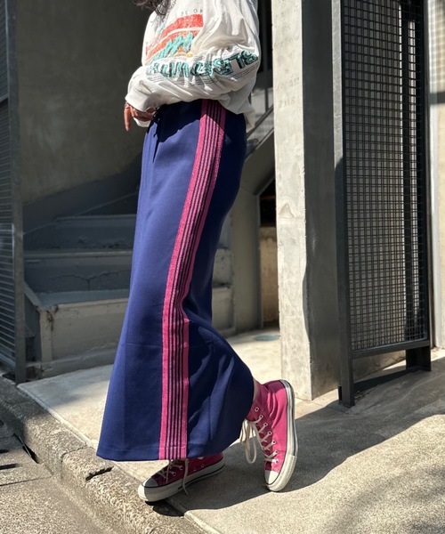 mi via loca（ミヴィアロカ）の「サイドラインジャージタイトスカート（スカート・レディース・パープル/ブラック/ネイビー/グレー・FREE）」の13枚目の写真