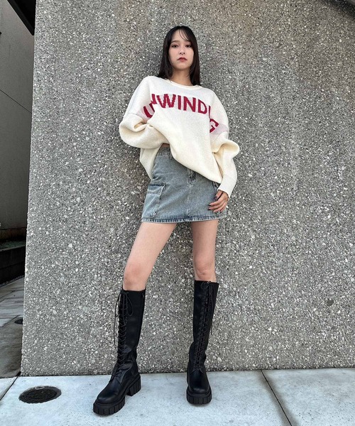 ENVYM（アンビー）の「デニムカーゴスカート（デニムスカート・レディース・ブルー/ブラック・MEDIUM/SMALL）」の2枚目の写真