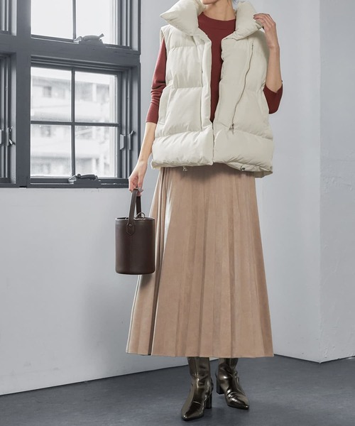 STYLE DELI（スタイルデリ）の「フェイクスエードプリーツスカート（スカート・レディース・ブラウン/ストーン/ライトベージュ・01/02）」の9枚目の写真
