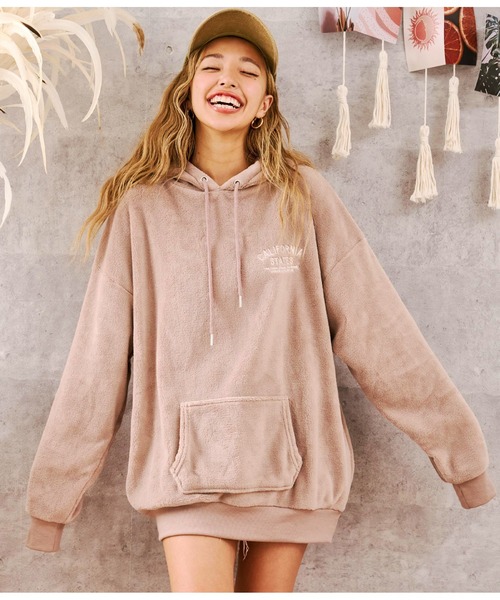 anap mimpi(アナップミンピ)の「コーデュロイ刺繍シャギーボアフーディー(パーカー・レディース・ピンクベージュ/モカ・FREE)」の2枚目の写真