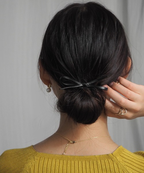 minia(ミニア)の「リボンポニー(ヘアゴム・レディース・シルバー/ブラック・FREE)」の5枚目の写真