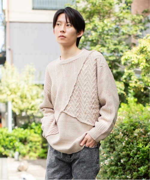 En serio TOKYO(エンソリオトーキョー)の「3パターンスイッチ クルーネック ニット(ニット/セーター・メンズ・ブラウン/ブラック/ブルー/ベージュ/オレンジ・M/L)」の9枚目の写真