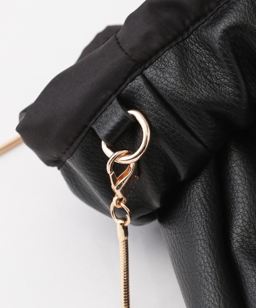 A part by(アパートバイ)の「≪追加3≫カナグツキワンハンドルバッグ(ショルダーバッグ・レディース・オフホワイト/ブラック/シルバー/ライトベージュ・FREE)」の14枚目の写真