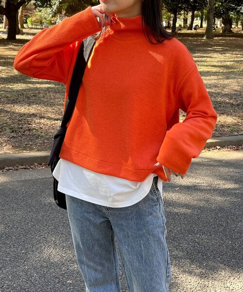 fredy emue（フレディエミュ）の「ニットソーハイネックプルオーバー（Tシャツ/カットソー・レディース・チャコールグレー/オレンジ/グレー/オフホワイト・38）」の17枚目の写真
