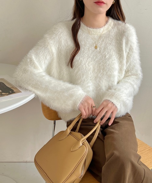 SHEPP（シープ）の「袖ボリューム モヘアタッチシャギーショートニット（ニット/セーター・レディース・ホワイト/ピンク/グリーン/ベージュ・FREE）」の5枚目の写真