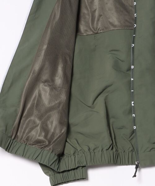 Arnold Palmer（アーノルドパーマー）の「ナイロンタスラン トラックジャケット（ジャージ・メンズ・カーキ/ブラック・L/M/LL）」の19枚目の写真