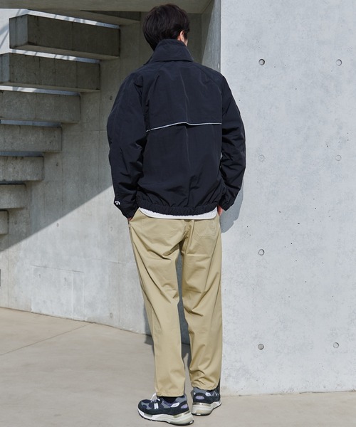 Arnold Palmer（アーノルドパーマー）の「ナイロンタスラン トラックジャケット（ジャージ・メンズ・カーキ/ブラック・L/M/LL）」の14枚目の写真