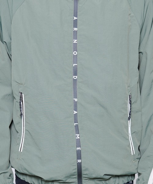 Arnold Palmer（アーノルドパーマー）の「ナイロンタスラン トラックジャケット（ジャージ・メンズ・カーキ/ブラック・L/M/LL）」の22枚目の写真